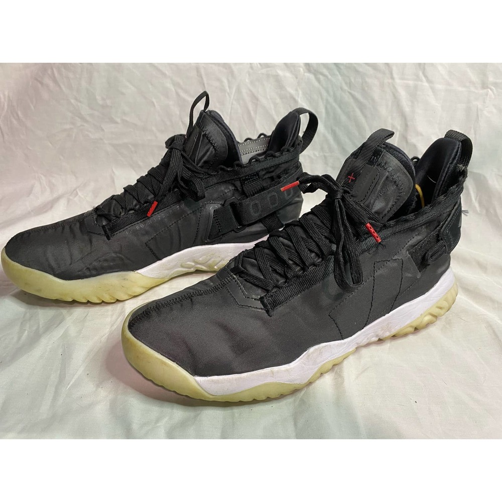 Jordan Proto-React Black/White M11 W12.5  BV1654-001